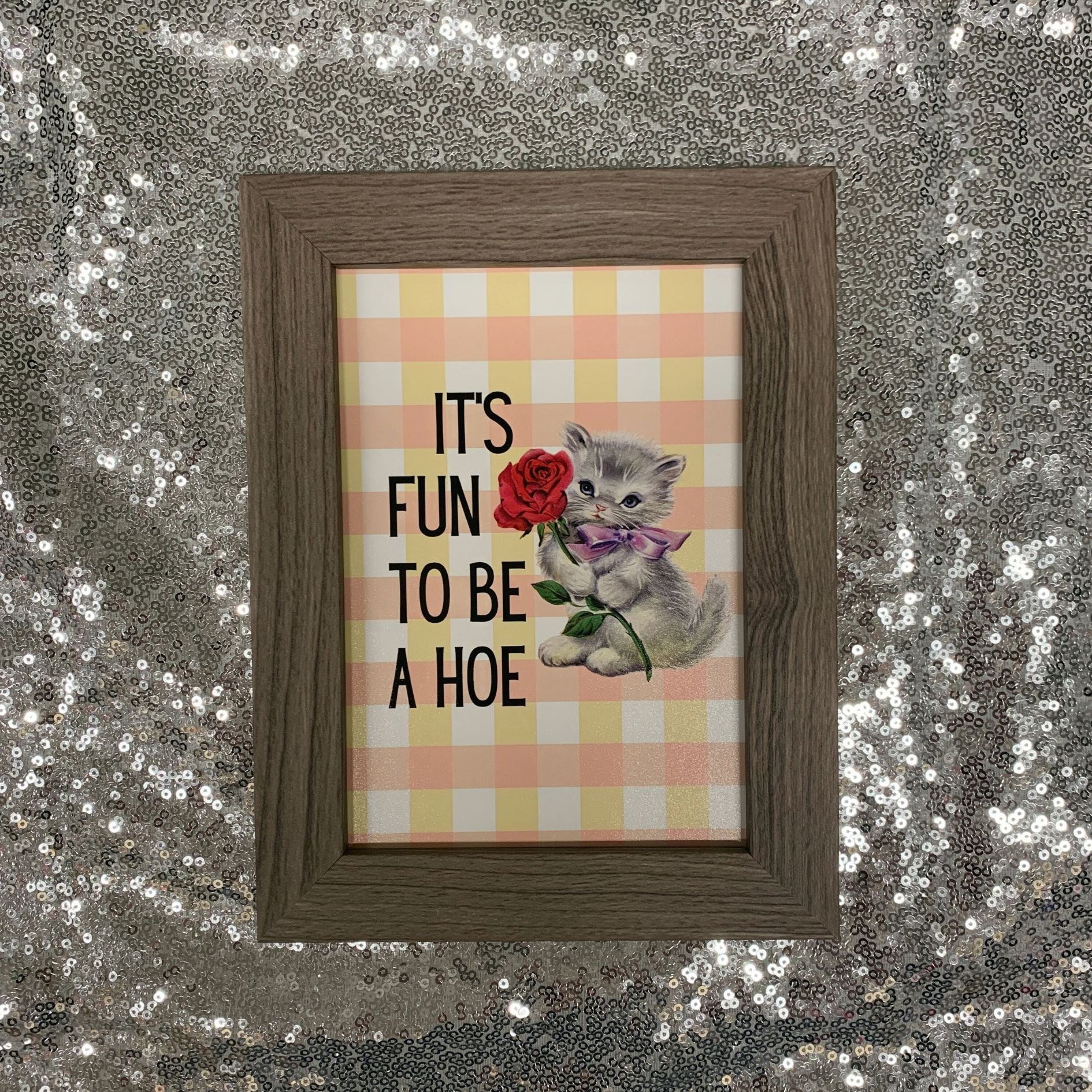 It's Fun to Be a Hoe Vintage Cat Illustration Framed Wall Art Print | GetBullish Original Quote Sign