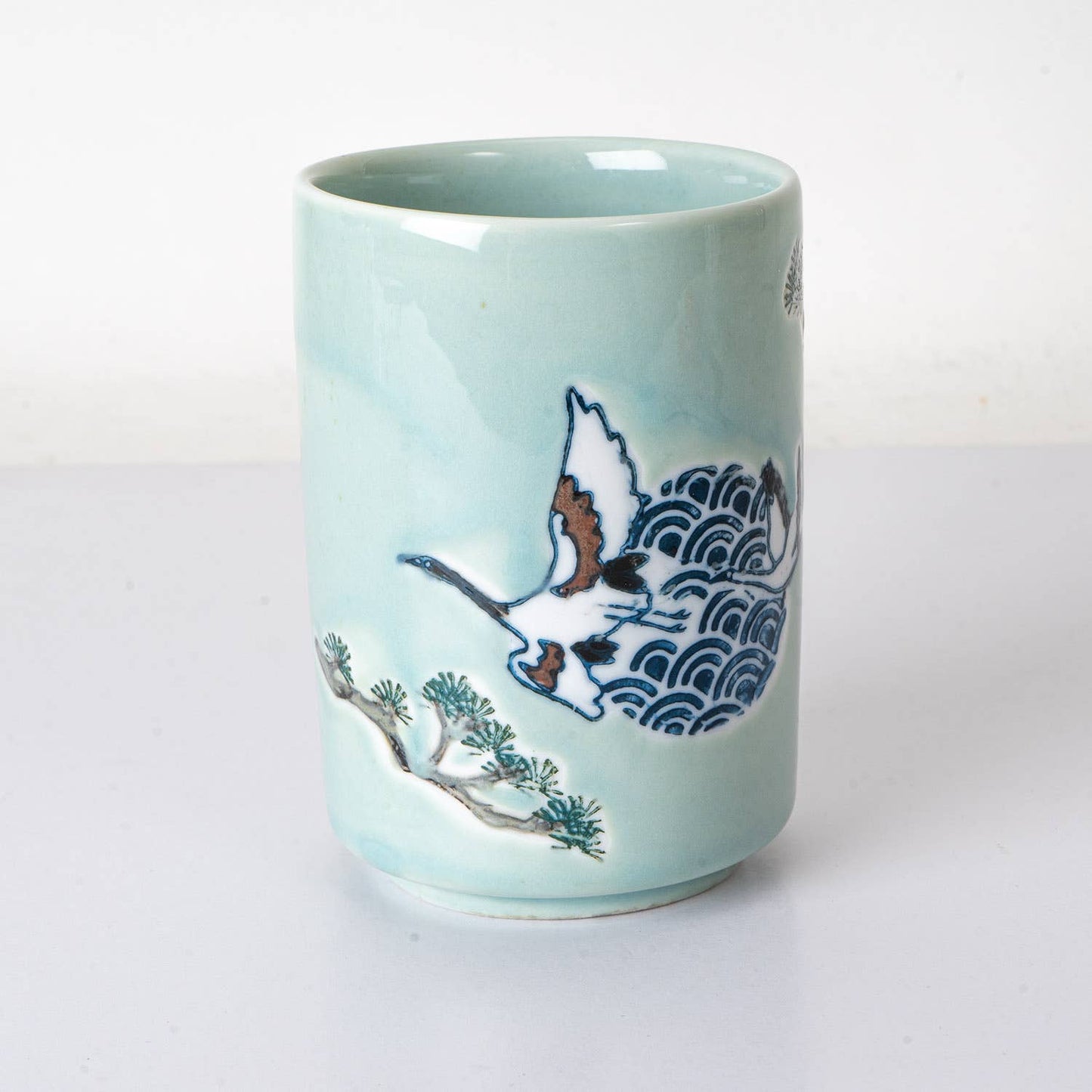 Japanese Crane Yunomi Tea Cup –  Porcelain with Reactive Glaze | Gift for Tea Lovers | 10oz