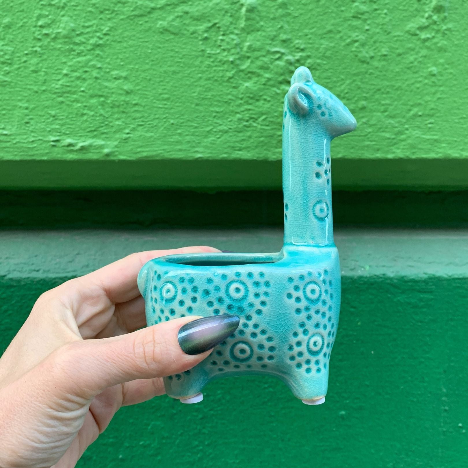 giraffe planter pot Lake Blue Giraffe Planter