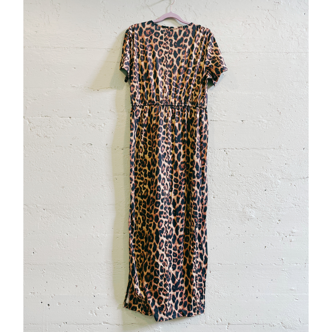 Fly Away Side Slit Maxi Dress in Leopard or Red [SIZE M&L REMAINING]