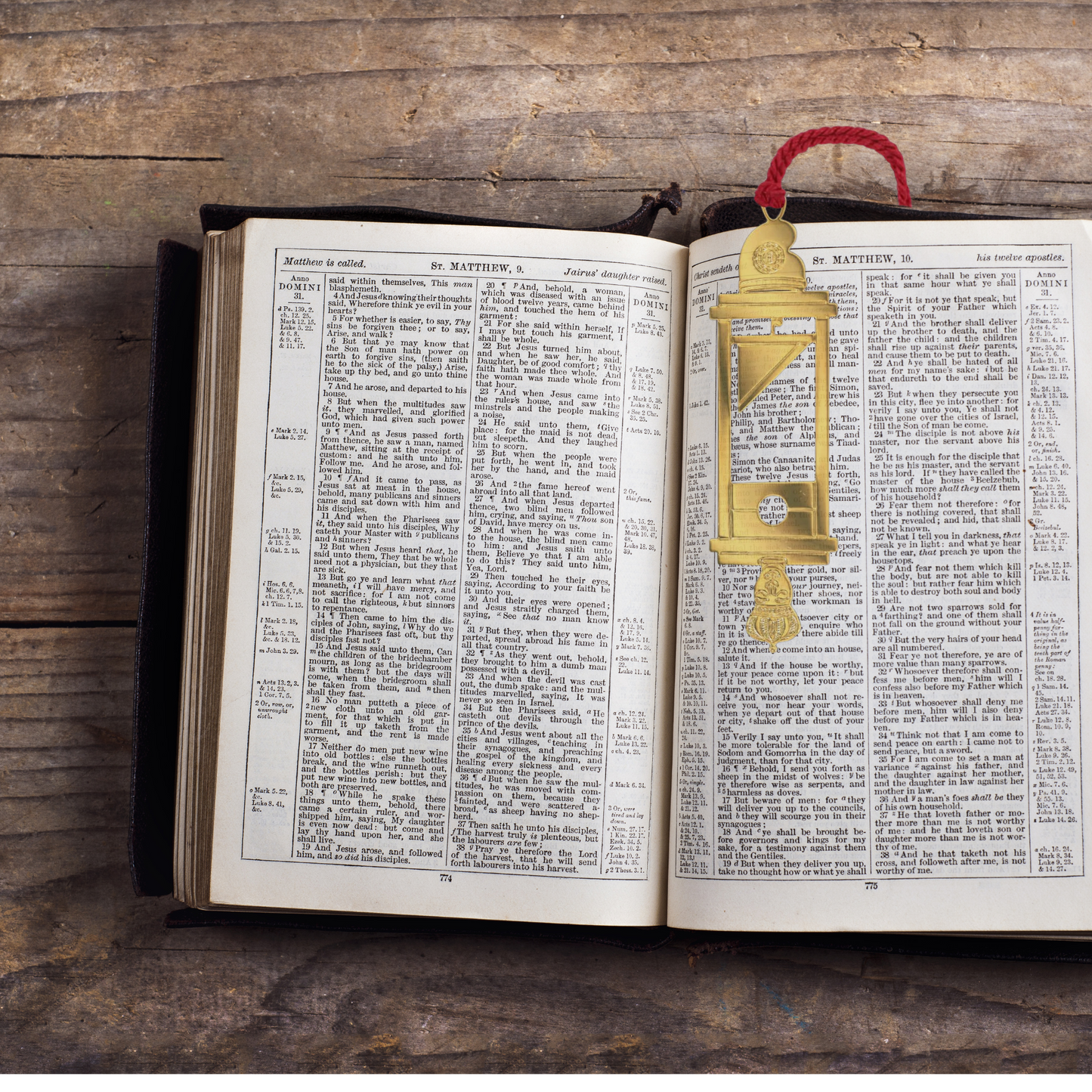 Marie Antoinette & The Guillotine Metal Bookmark in Gold | Beheading Machine Book Marker for Book Lovers Bibliophile