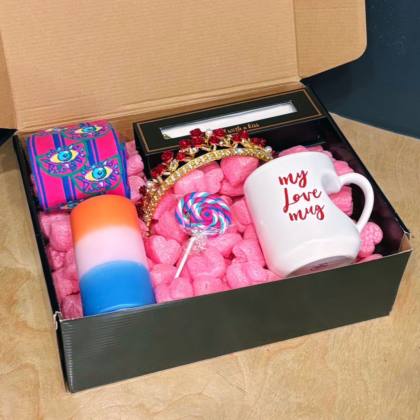 Love Mug Valentine’s Gift Box