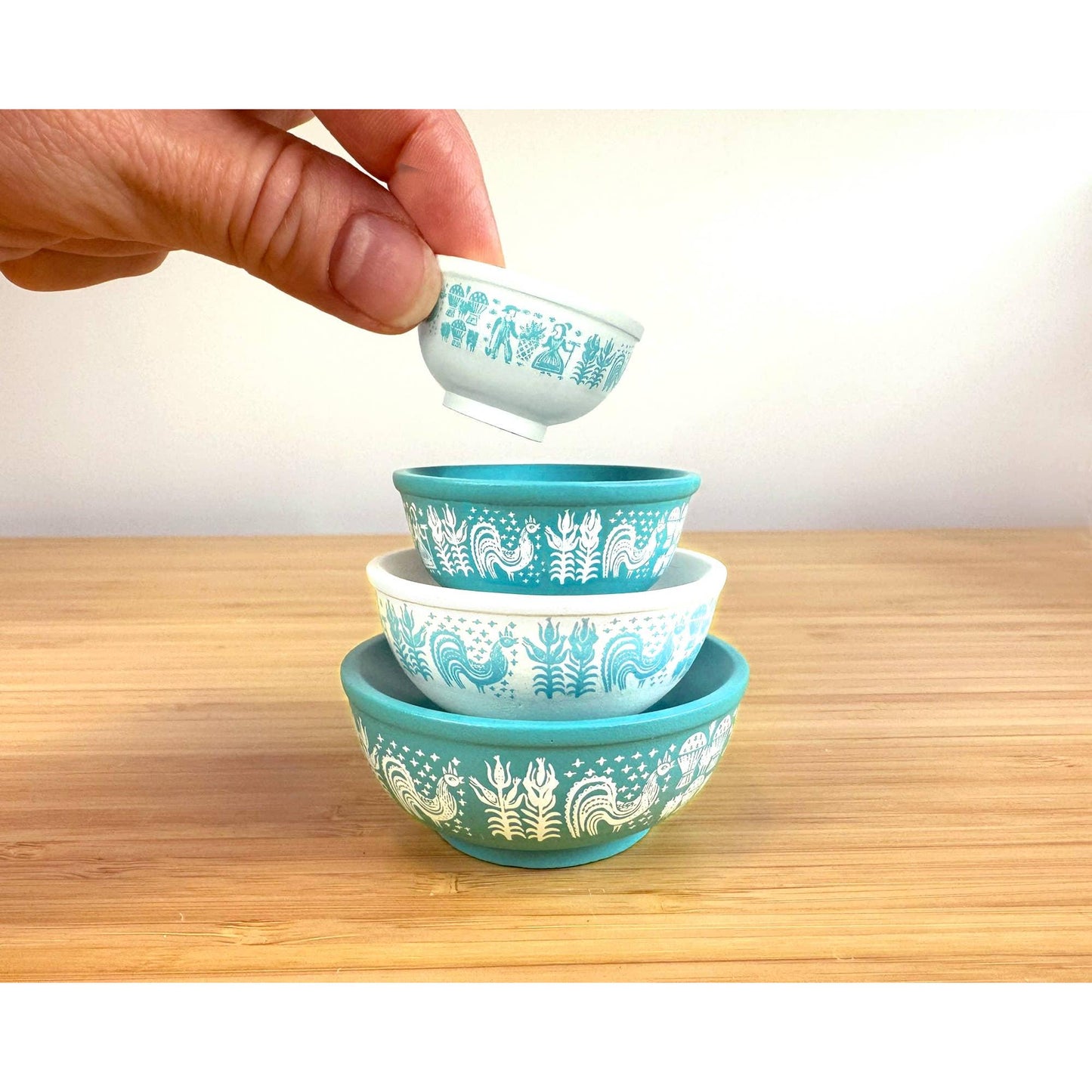 Mini Pyrex-Inspired Mixing Bowls | Retro Stackable Mini Bowl Set for Collectors