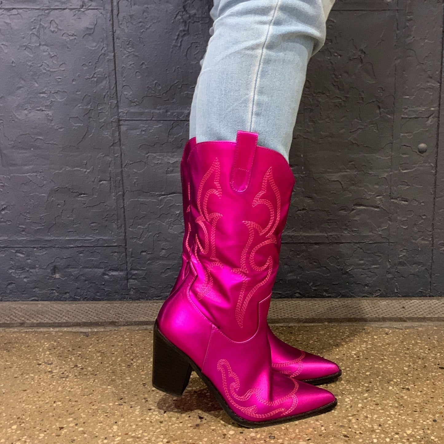 Montana Cowgirl Boots in Hot Pink