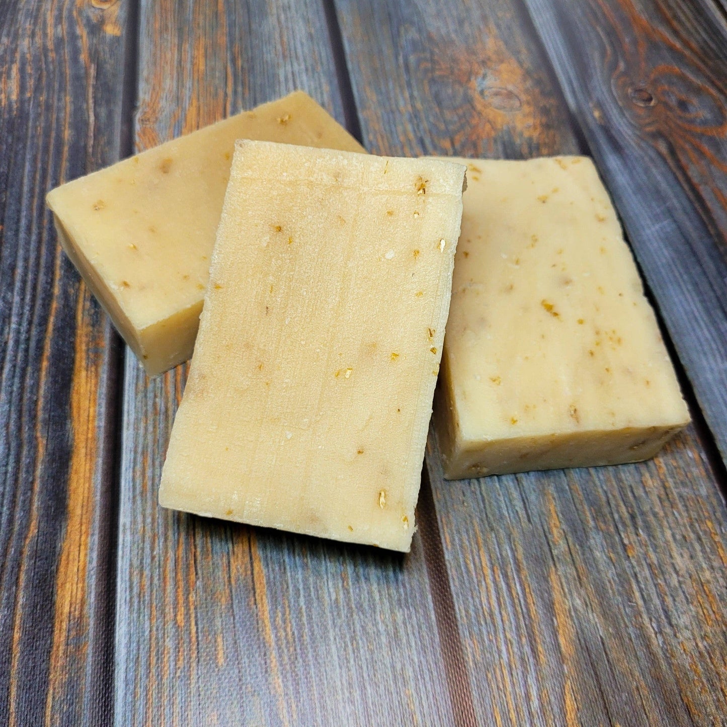 Oatmeal Milk & Honey Standard Soap | Goatmilk Facial & Body Bath Soap | 4.15oz