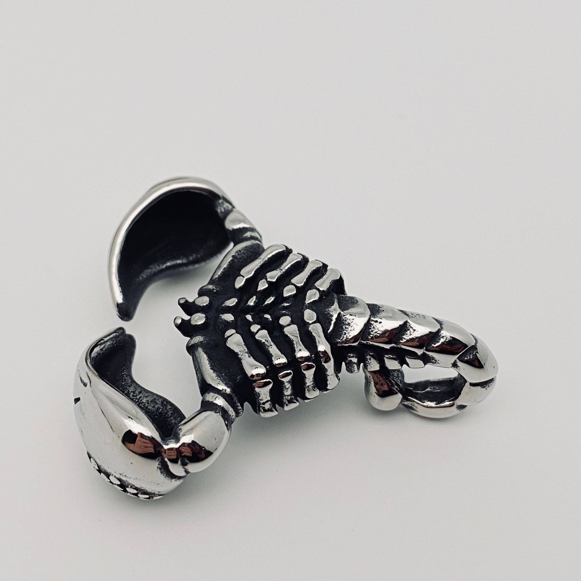 Personality Scorpion Stainless Steel Craft Charm Pendant