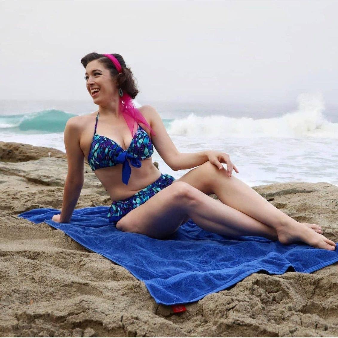Peacock Perfection Bikini Set | Retro Two-Piece Low Waist Swimwear