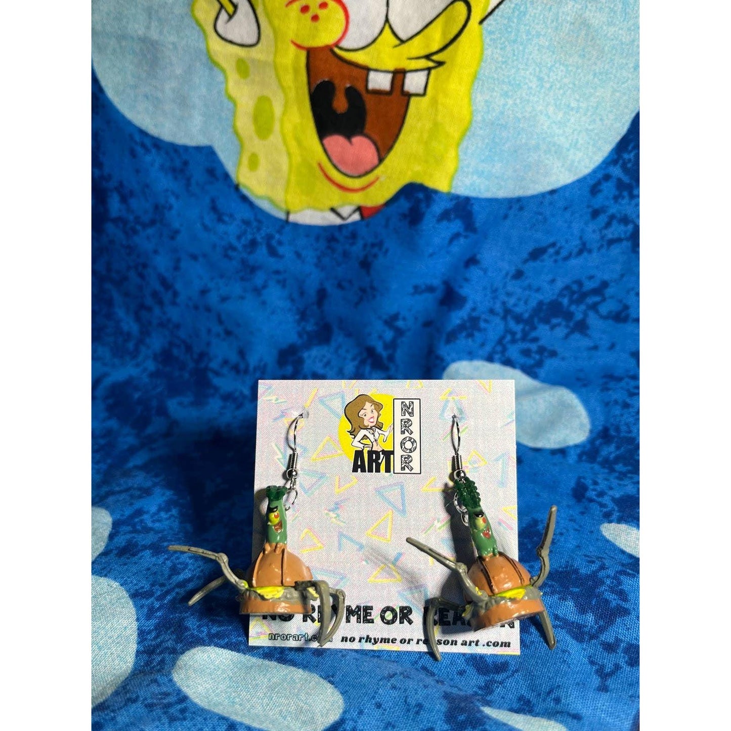 Plankton Stealing the Krabby Patty Earrings | Funny Spongebob Squarepants