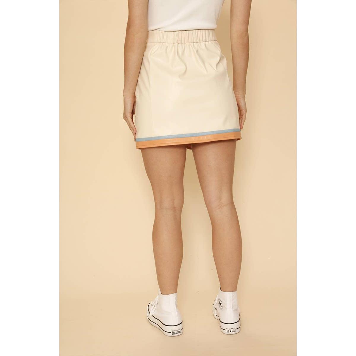 Pleather Retro Stripe Mini Skirt in Cream | Colorblock Zip Front Skirt with Pockets