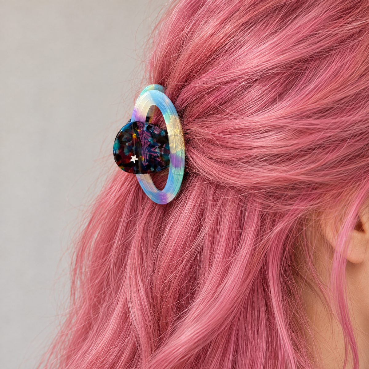 Pretty Planet Hair Claw-GetBullish-The Bullish Store