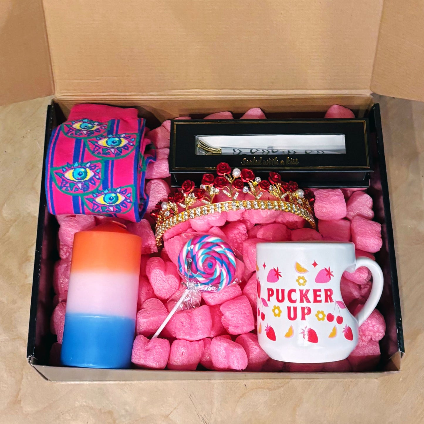 Pucker Up Mug Valentine’s Gift Box