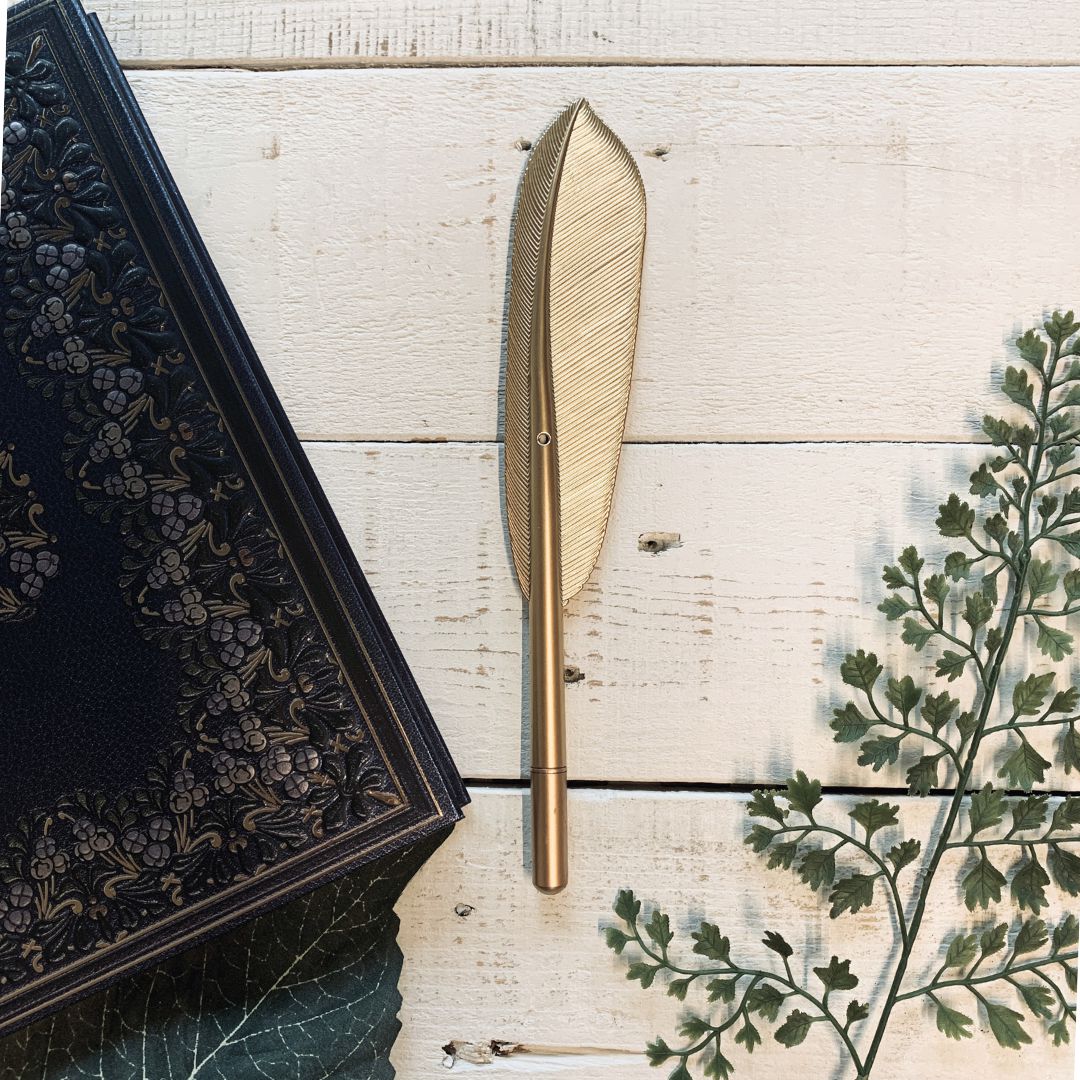 Quill Shaped Pen in Gold or Silver | Book Lover Faux Feather Pen