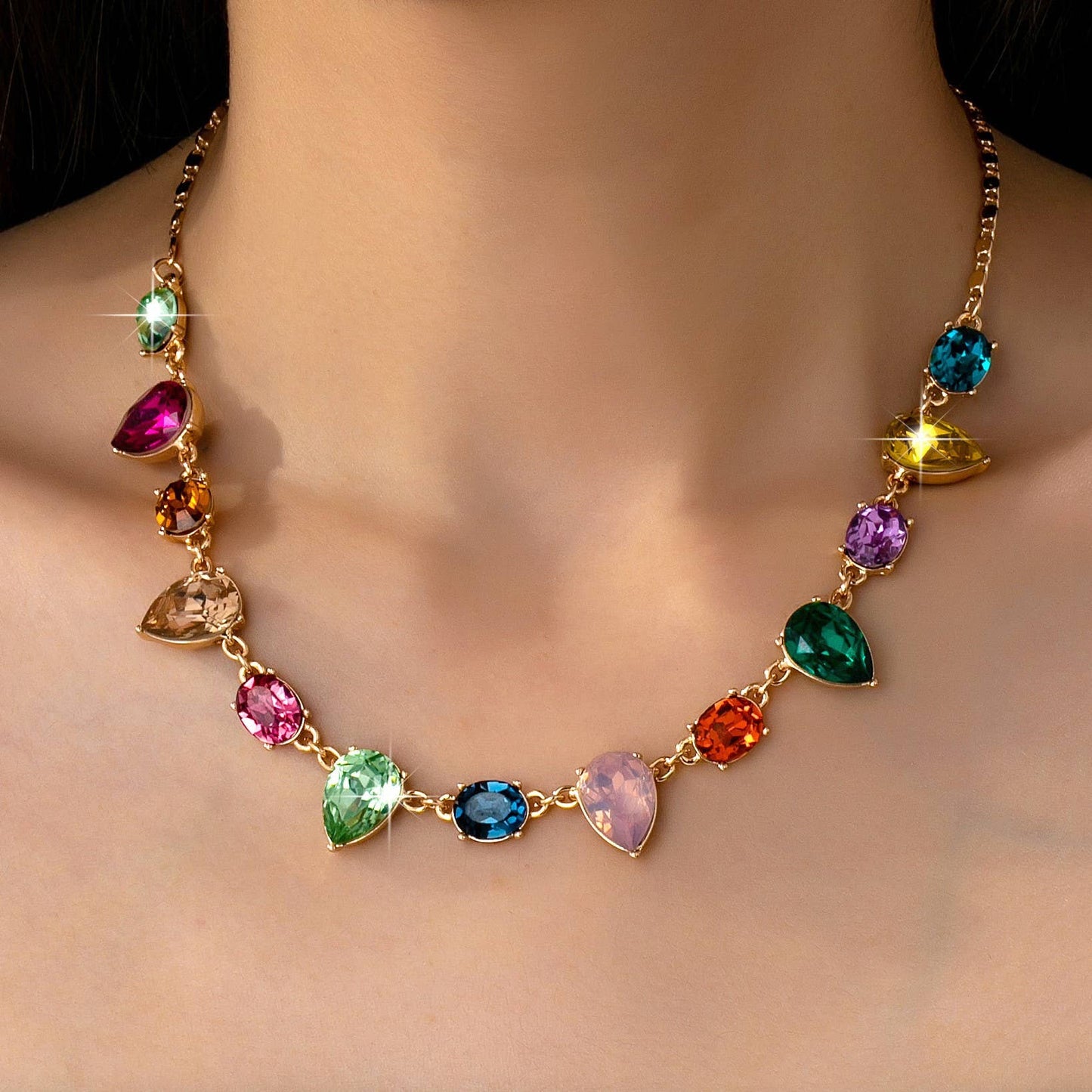 Necklace with multicolored gemstones