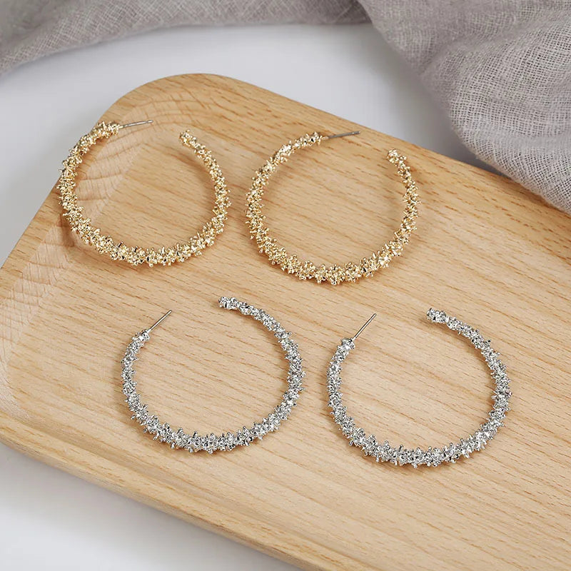 Regal Queen Textured Hoop Earrings (Gold or Silver)