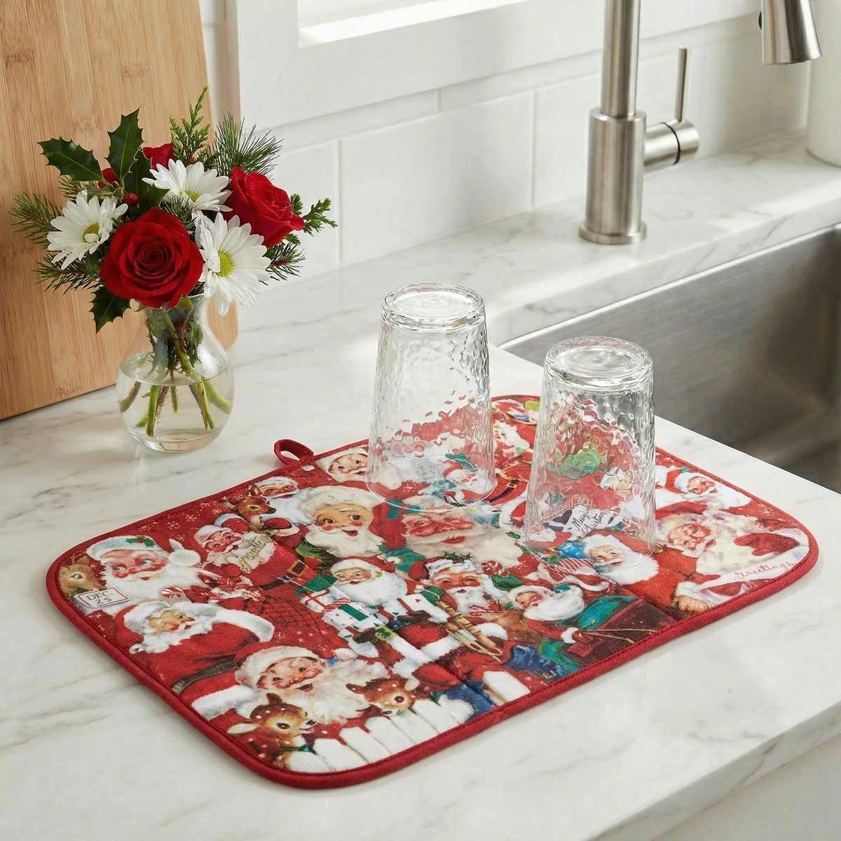 Retro Santa Ultra-absorbent Drying Mat | Holiday Dish Drainer Pad | 21" x 14"-Primitives by Kathy-The Bullish Store