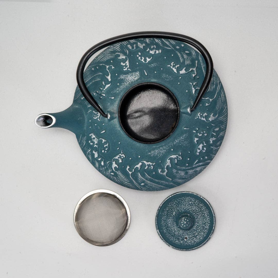 Royal Blue Waves Cast Iron Teapot | 27 fl oz