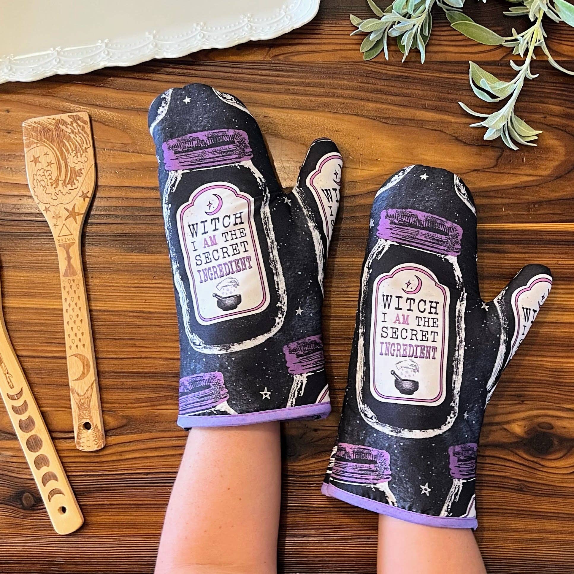 Set of 2 Kitchen Witch Oven Mitt | Pair of Pot Holder | Pot Holders Hanging Oven Gloves Set