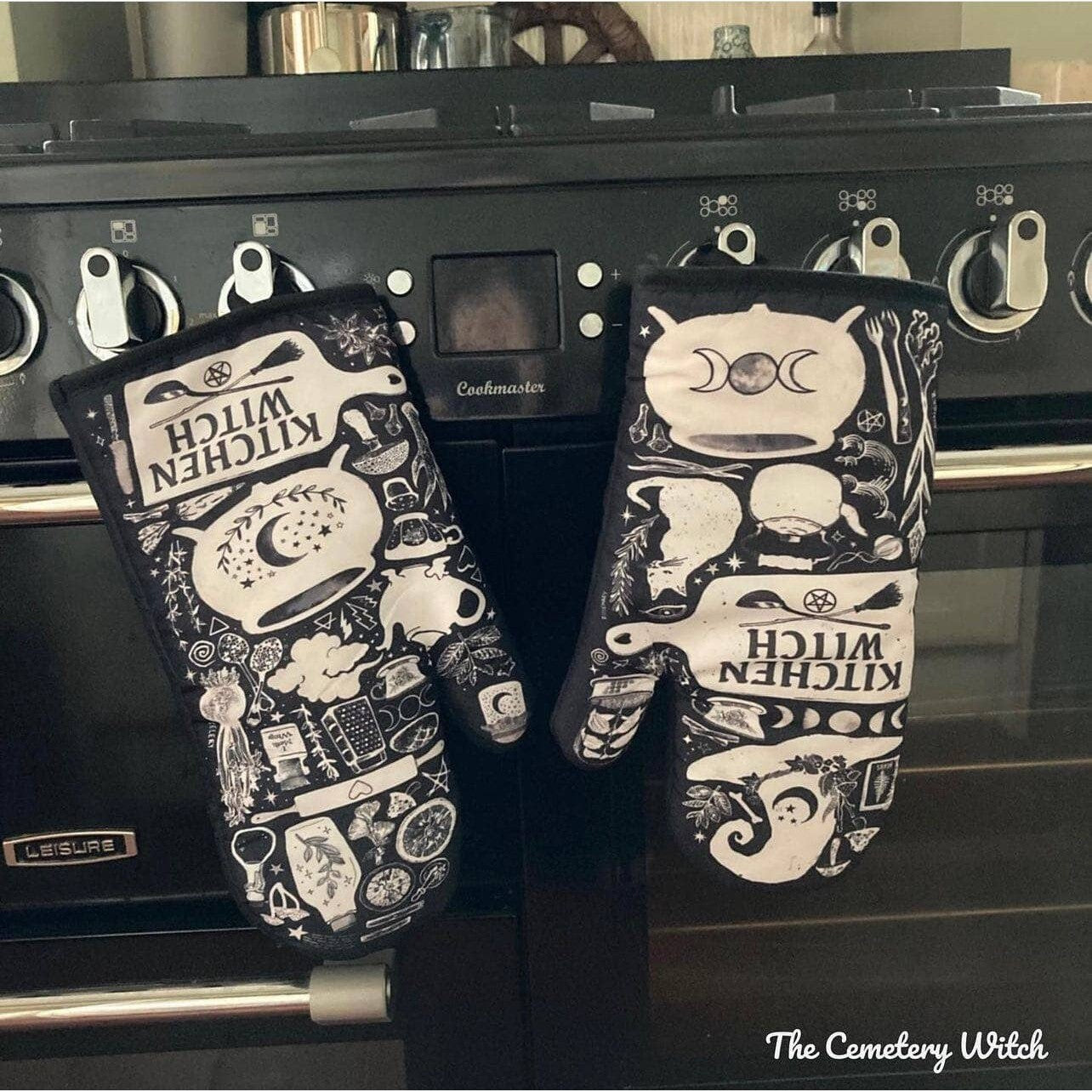 Set of 2 Kitchen Witch Oven Mitt | Pair of Pot Holder | Pot Holders Hanging Oven Gloves Set