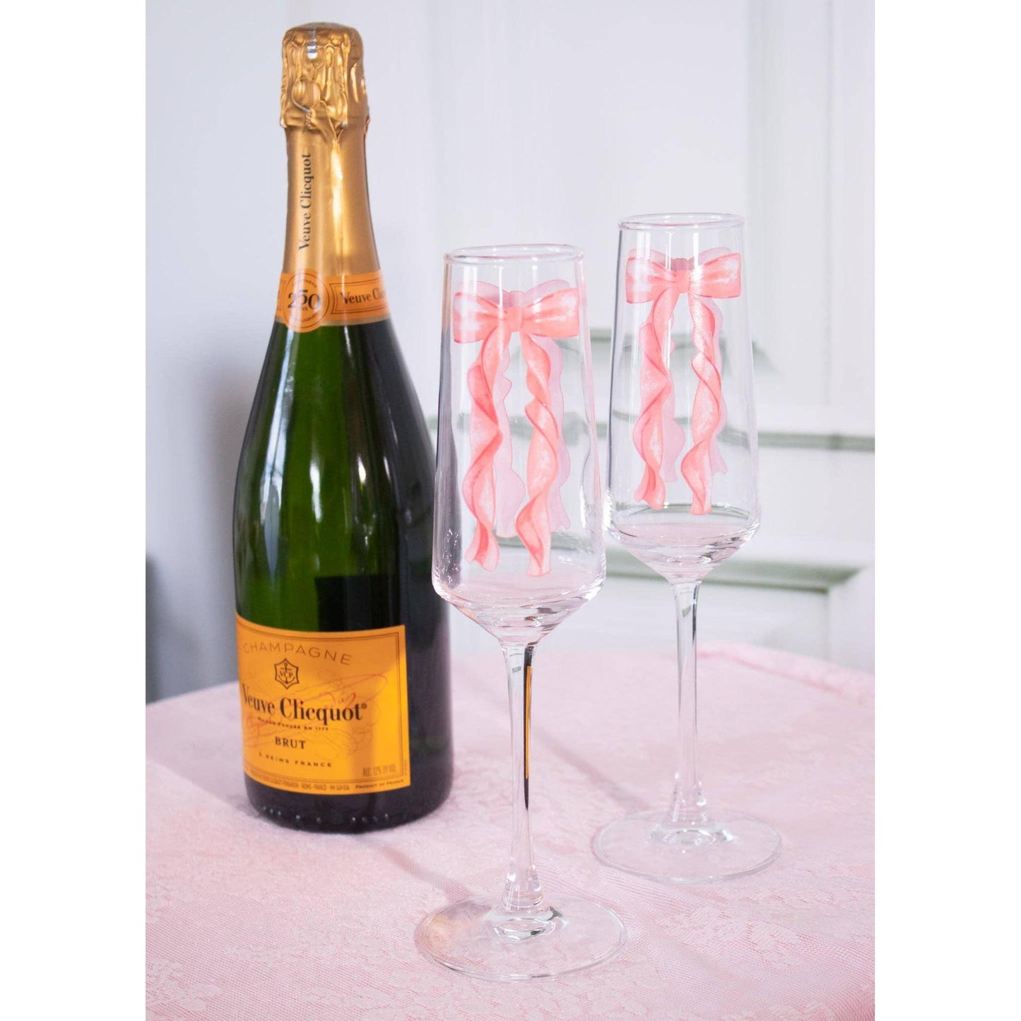 Set of 2 Bow Champagne Glasses | Coquette Bow Trend | Wedding Bridal Shower Gift