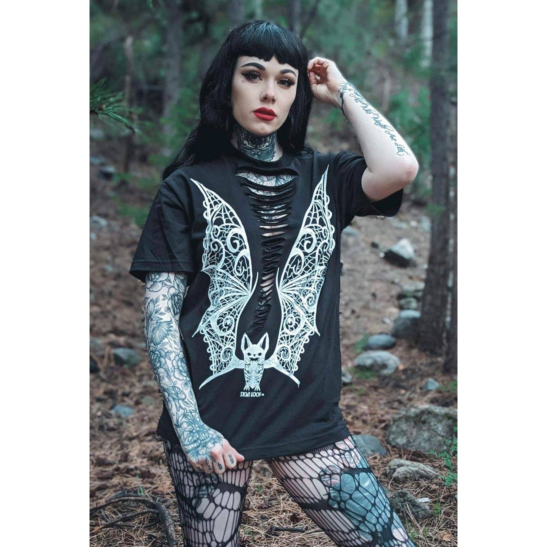 Slashed Vampire Lace Wings Boyfriend Fit Tee in Black [Size M-3X]