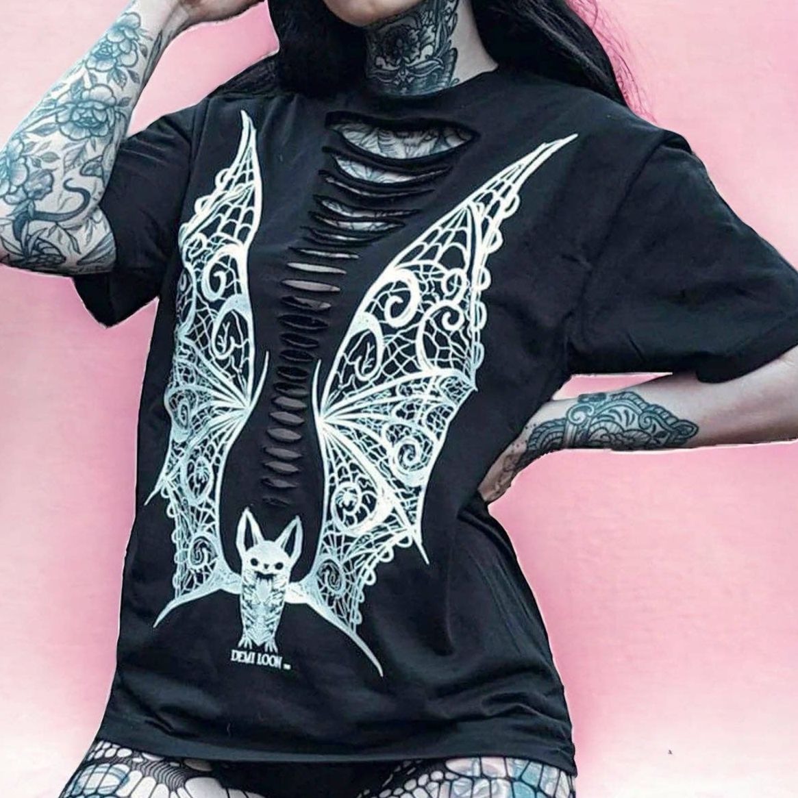 Slashed Vampire Lace Wings Boyfriend Fit Tee in Black [Size M-3X]