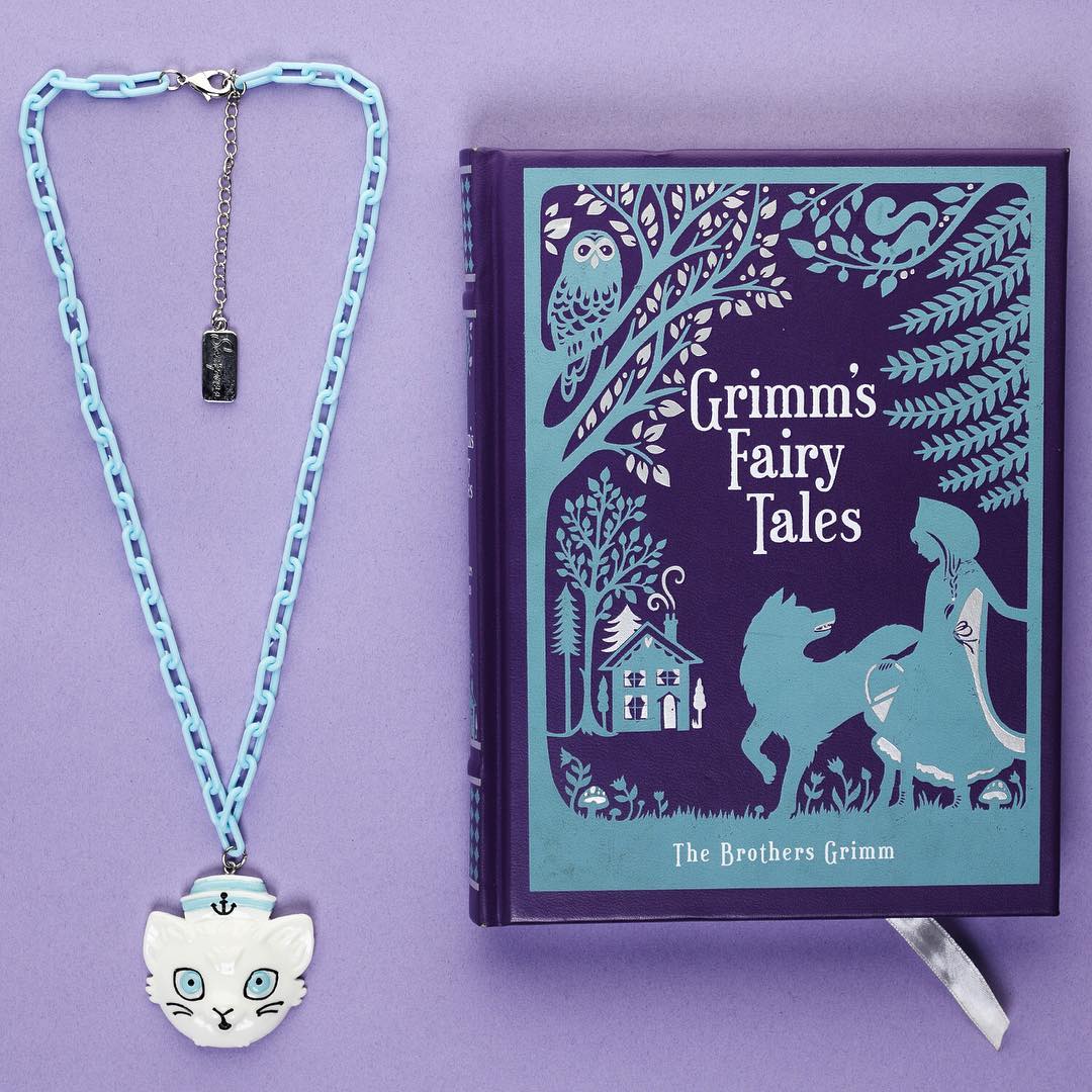 Sourpuss Oversize Sailor Cat Necklace | Chunky Retro Kitsch Cat Pendant Jewelry