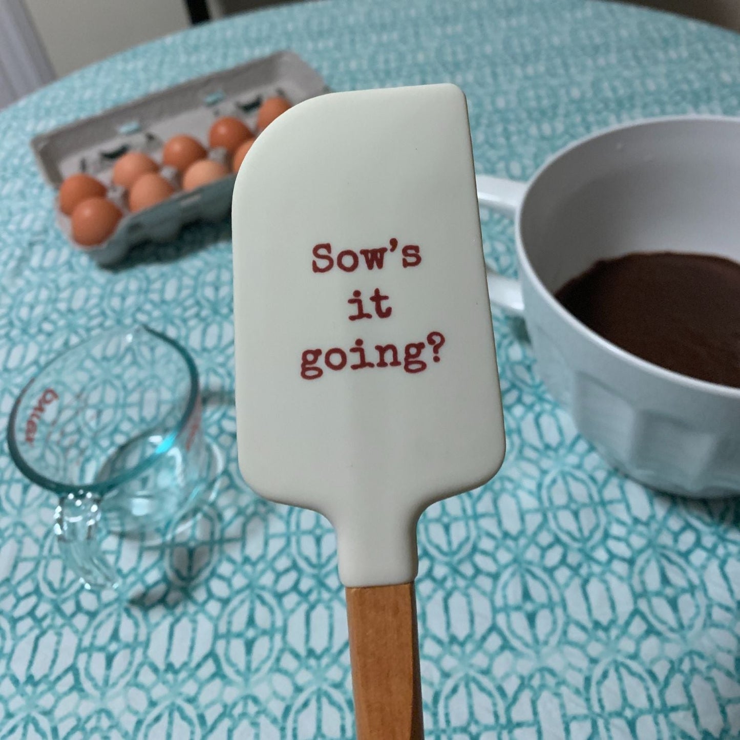 Sow's It Going Pig Spatula With A Wooden Handle