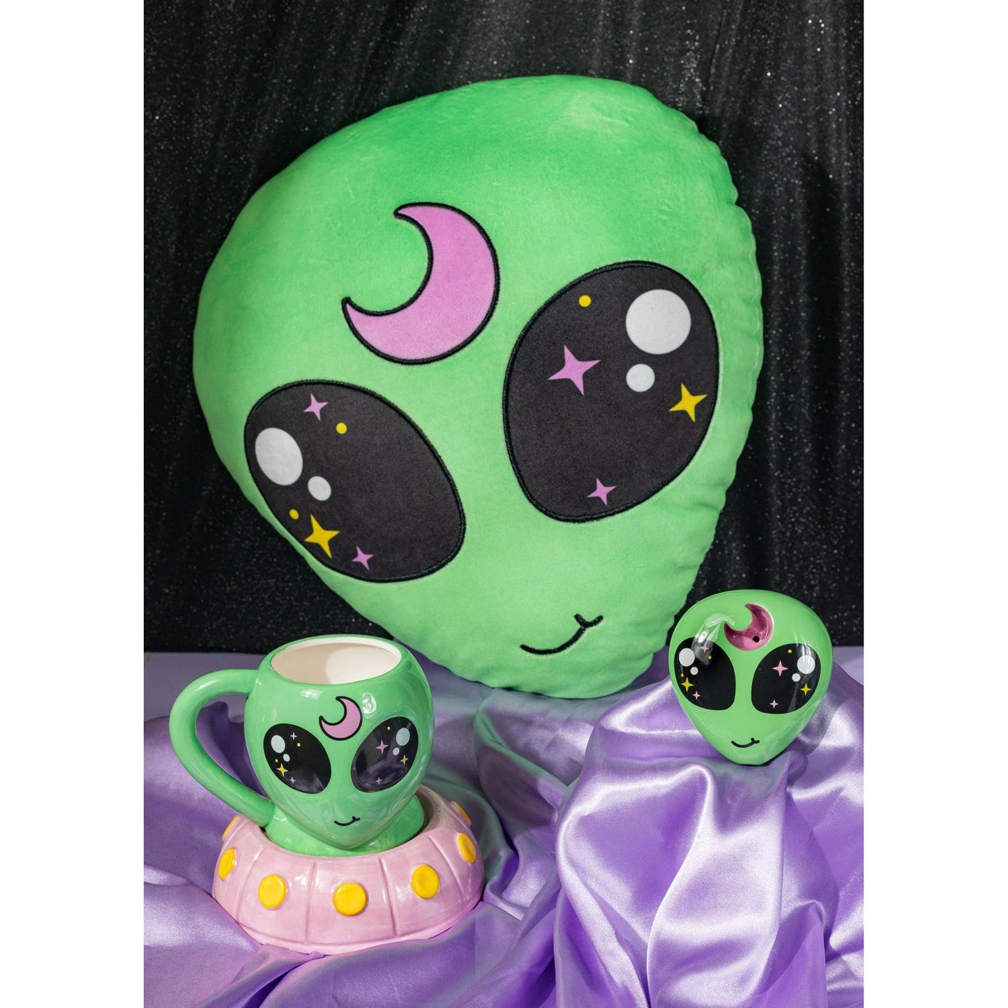 Spacey Alien Mug & Plate Set | Graphic Coffee Tea Cup Gift Set