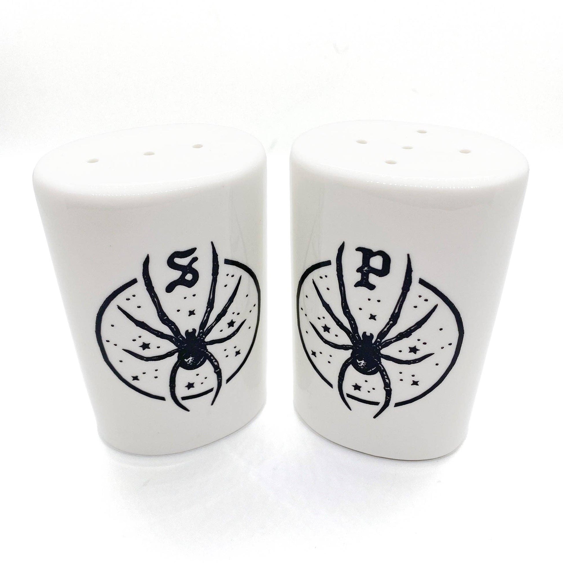 Spider Salt & Pepper Shakers | Seasoning Dispensers | Condiments Container