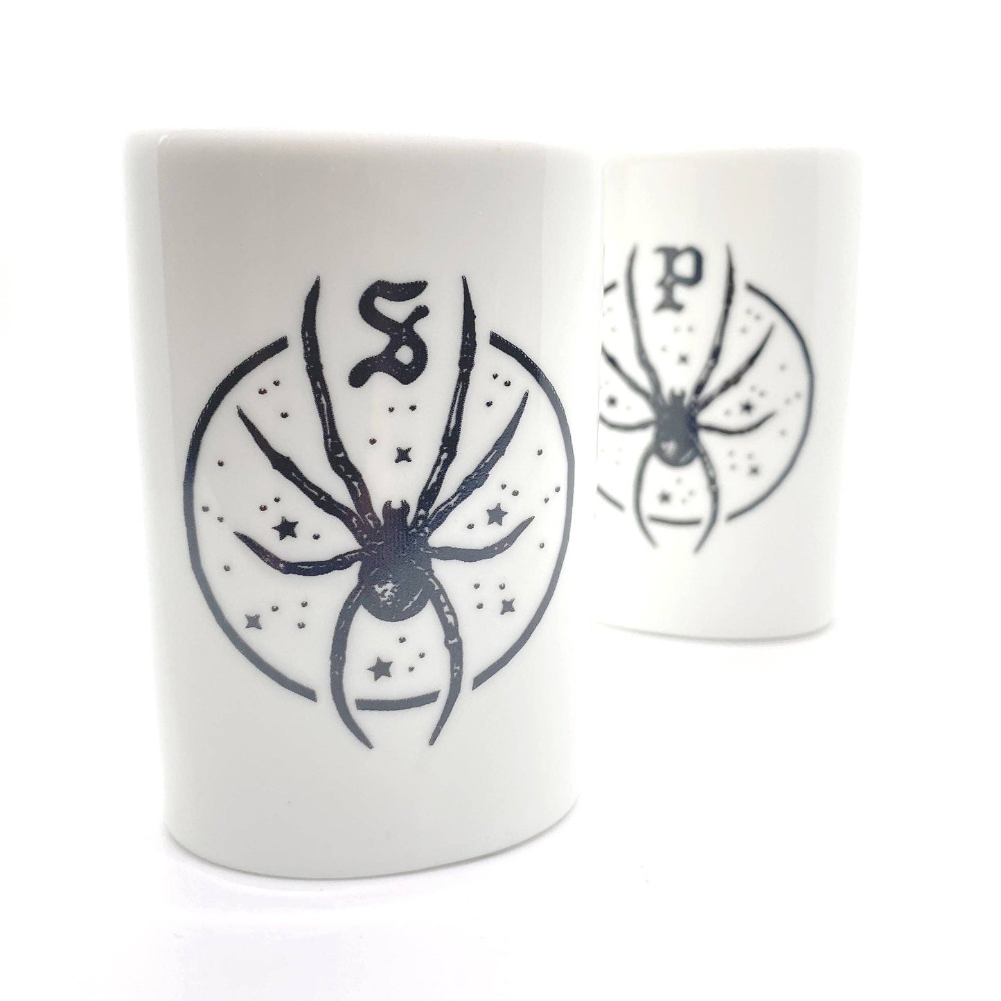 Spider Salt & Pepper Shakers | Seasoning Dispensers | Condiments Container