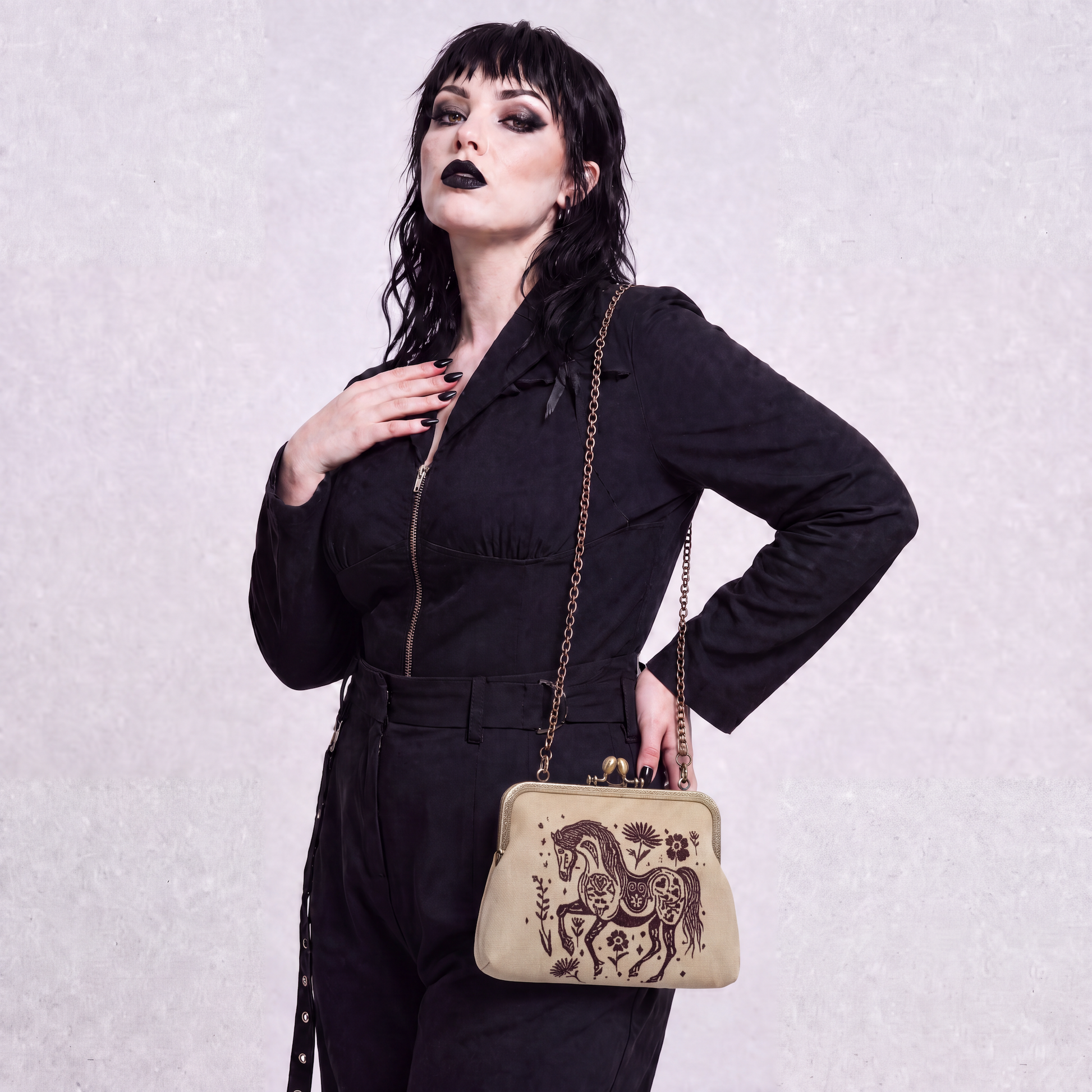 Stenciled Horse Kisslock Bag in Linen Blend-COMECO INC-The Bullish Store