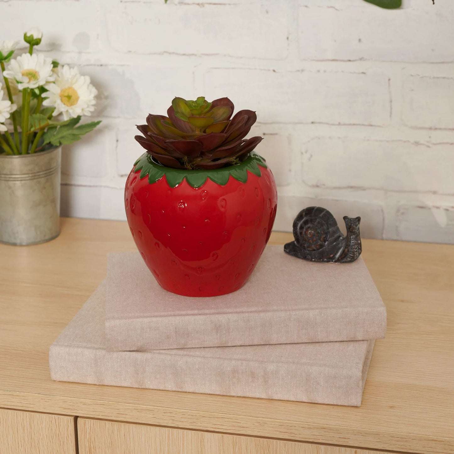Strawberry Shaped Ceramic Mini Planter Pot 4.75"