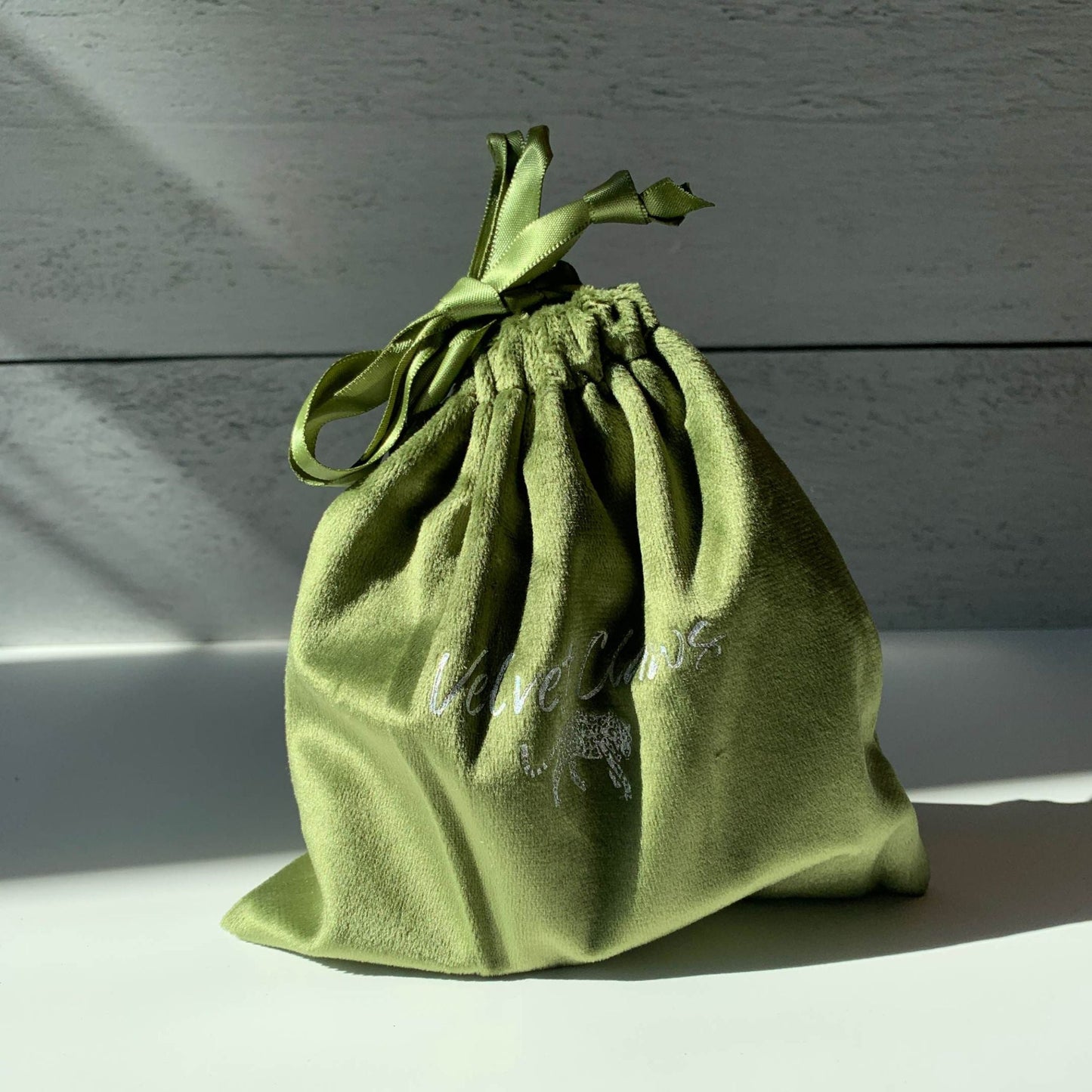 Taupe Fantasy Satin Scrunchie Set in Velvet Travel Bag