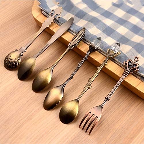 The Queen's Royal Beverage Spoons and Itty-Bitty Fork (2 Color Options)