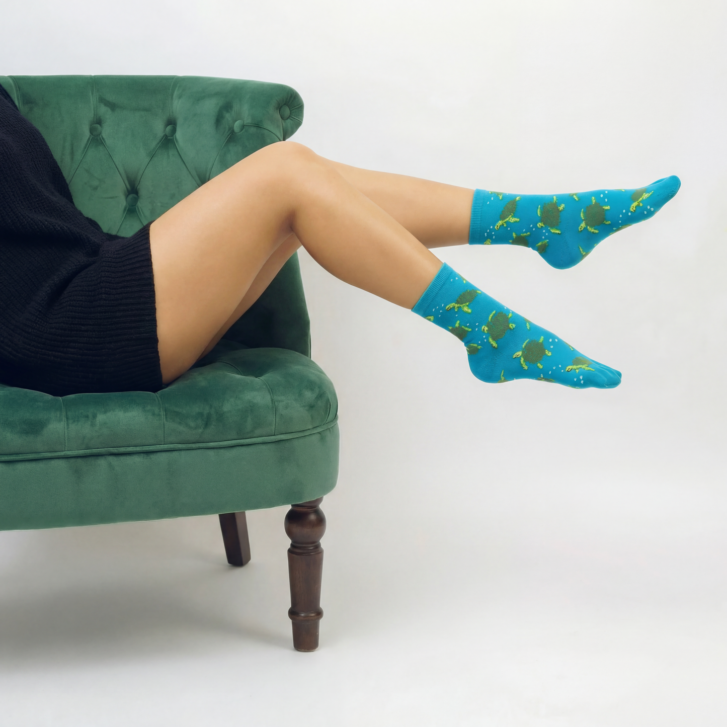 Turquoise Sea Turtle Split Toe Tabi Socks | Big Toe Flip Flop Socks | Japanese Style Crew Socks