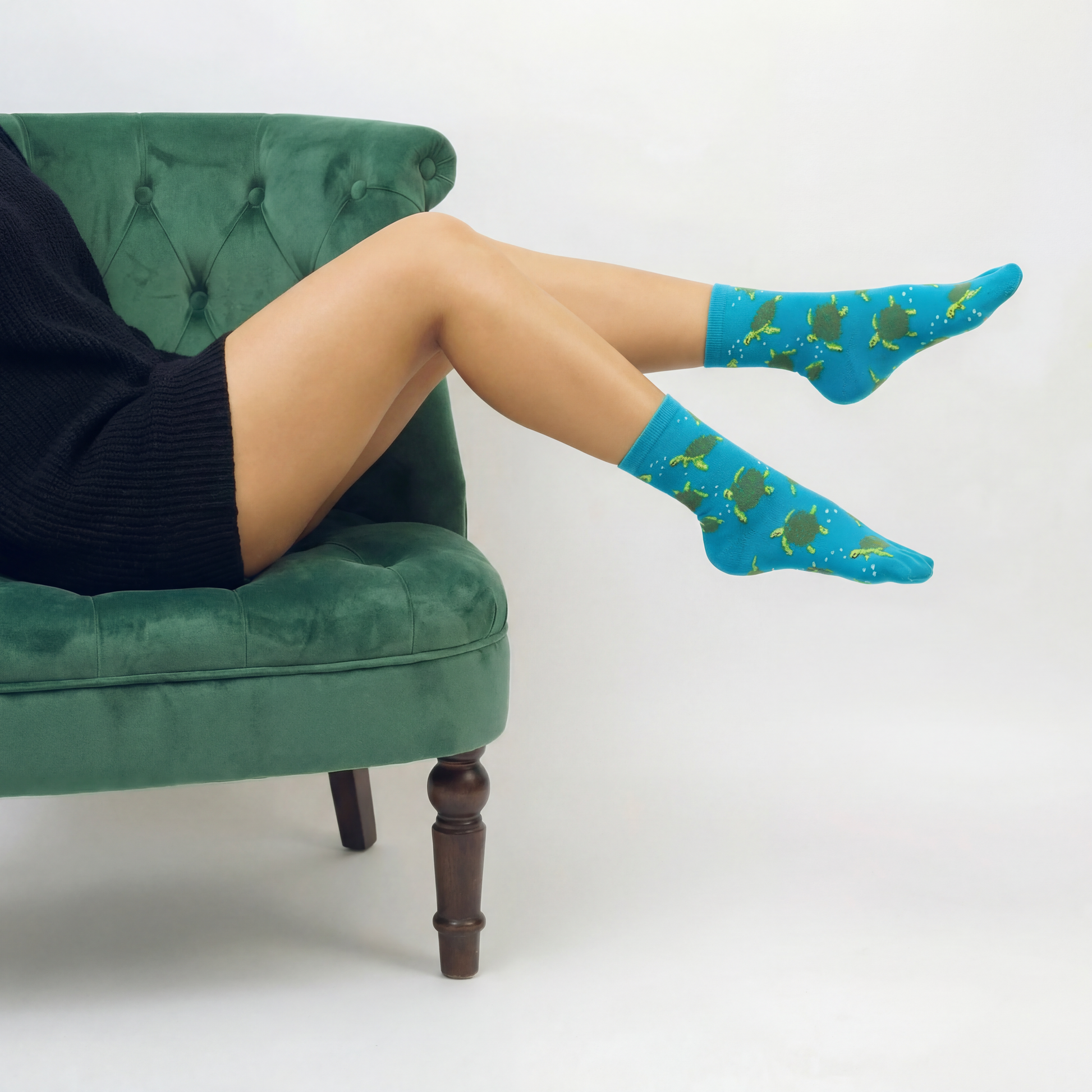 Turquoise Sea Turtle Split Toe Tabi Socks | Big Toe Flip Flop Socks | Japanese Style Crew Socks
