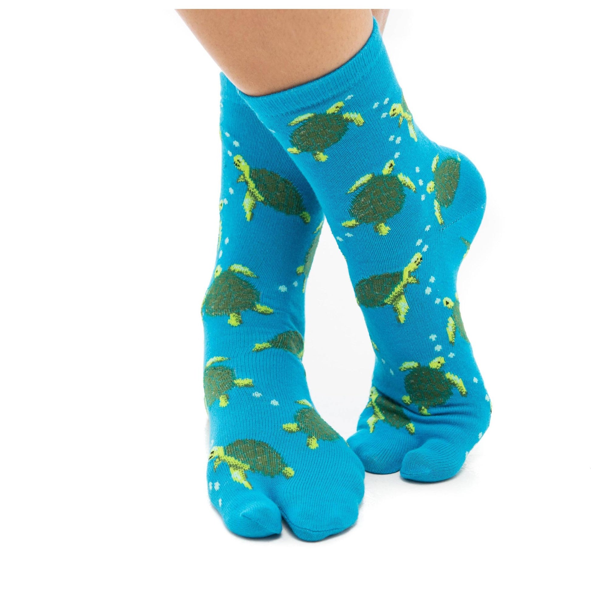 Turquoise Sea Turtle Split Toe Tabi Socks | Big Toe Flip Flop Socks | Japanese Style Crew Socks