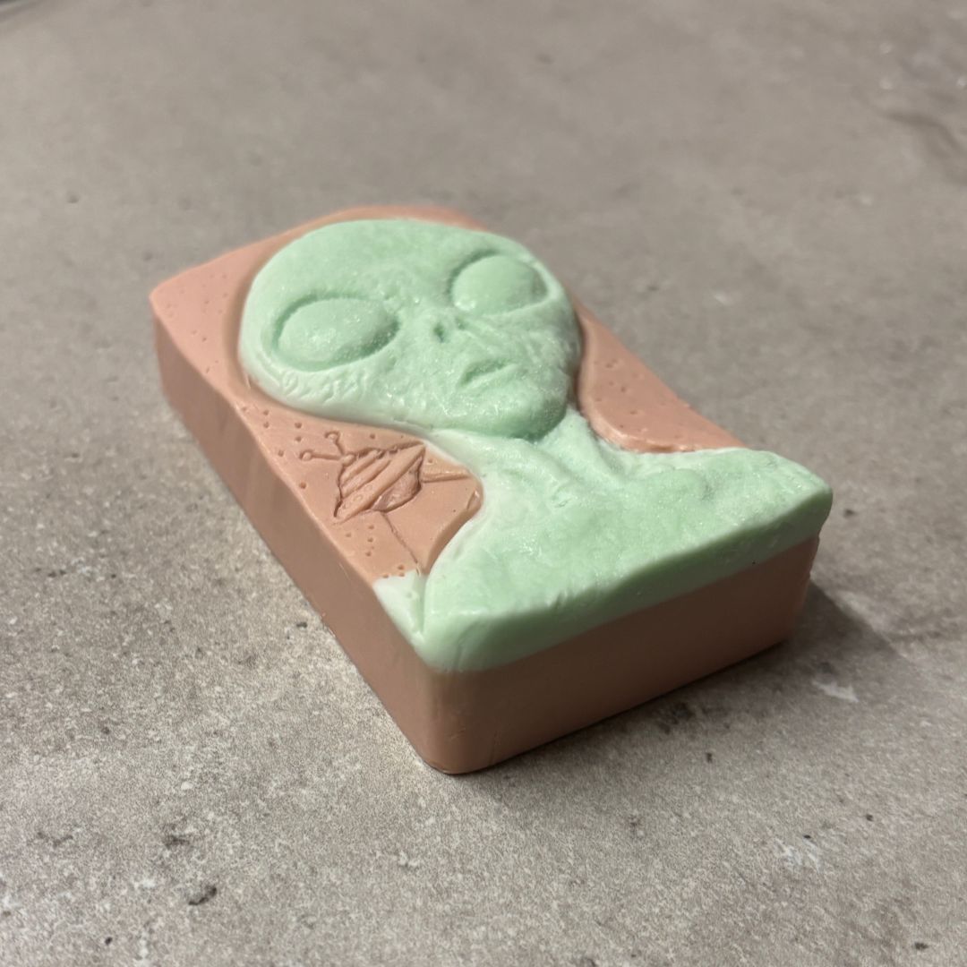 UFO and Alien Bar Soap in Oatmeal Milk and Honey Scent | Vegan and Eco-Friendly Halloween Alien Themed Body Cleanser