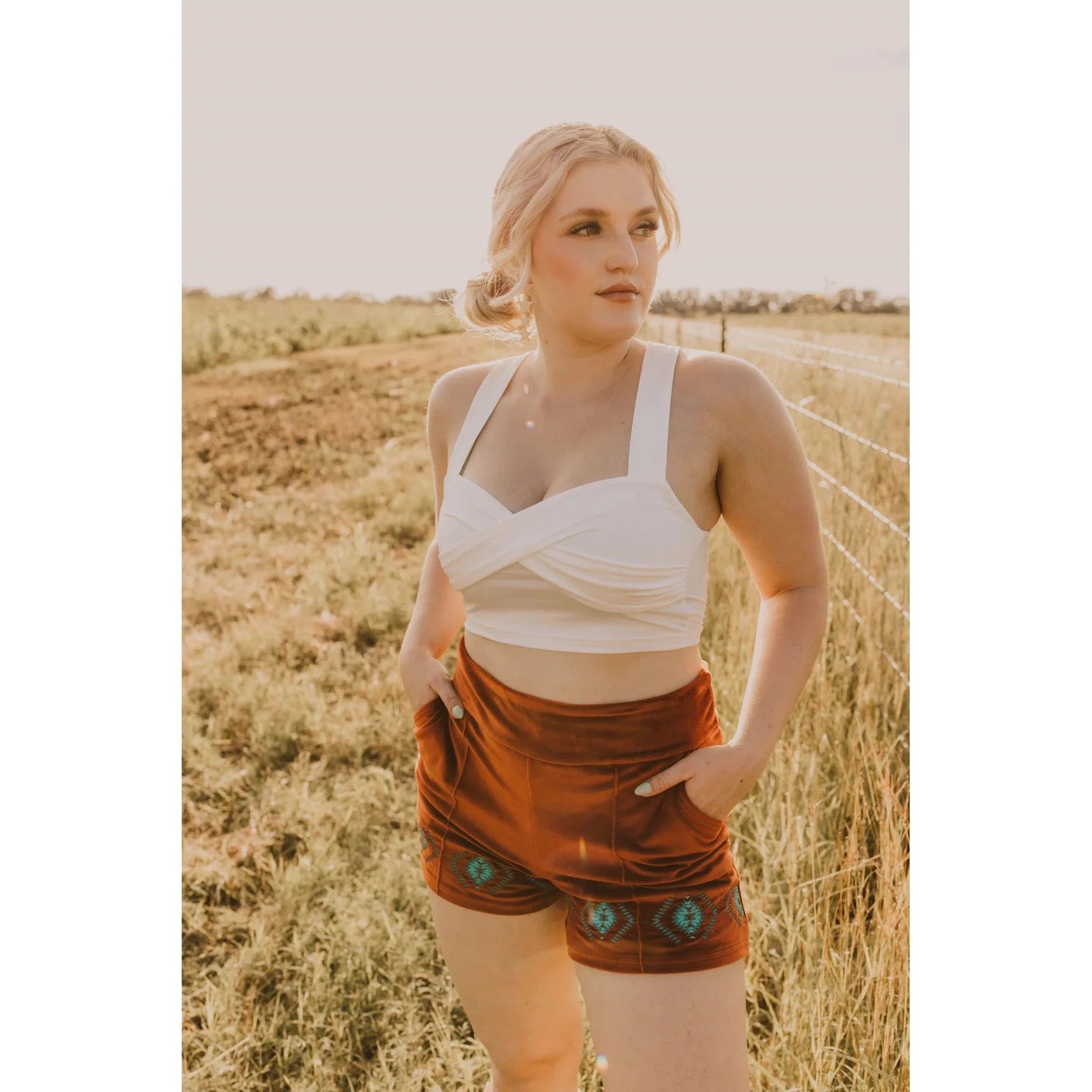 Ultra Soft Velvet Shorts "The Queensmans Mesa" Western Style