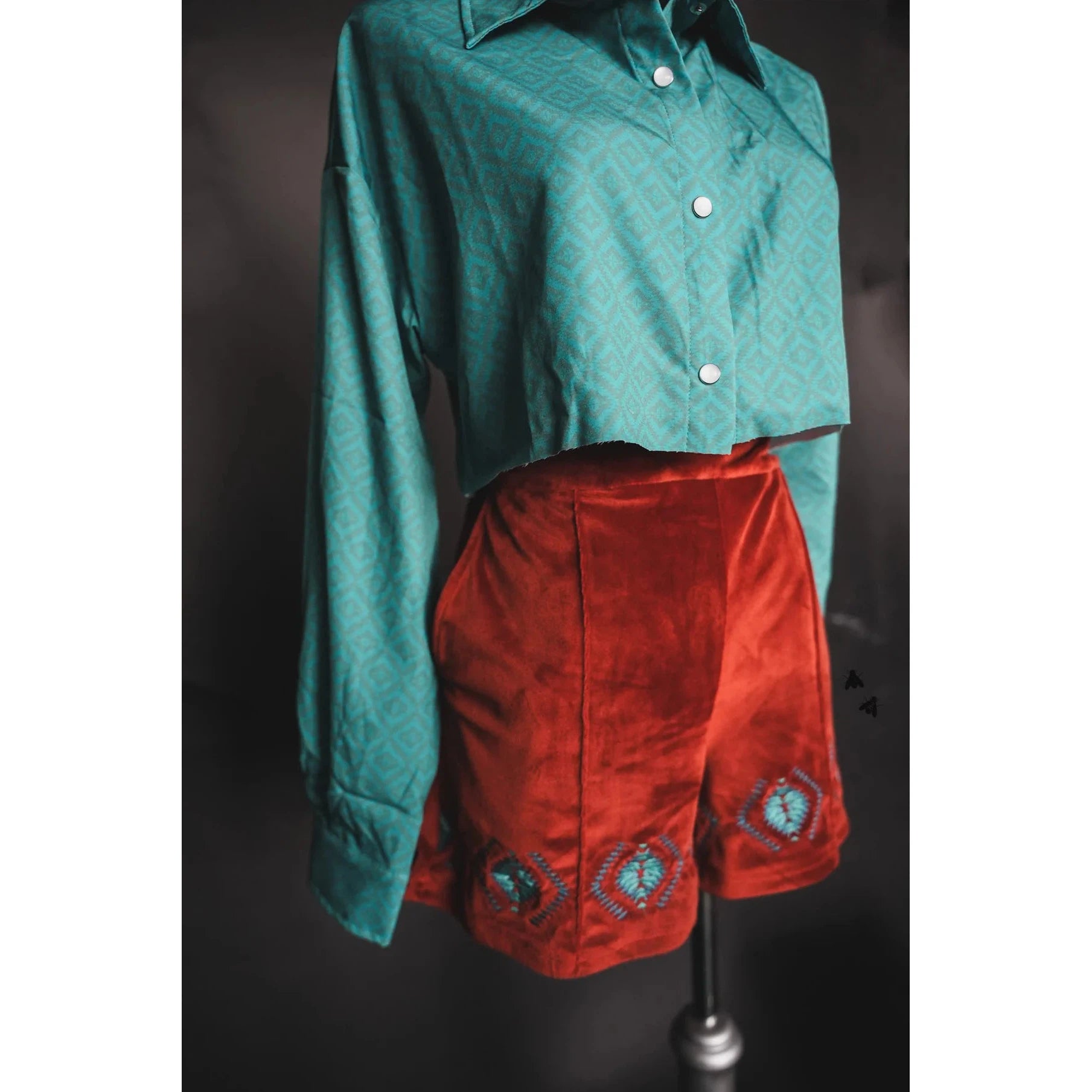Ultra Soft Velvet Shorts "The Queensmans Mesa" Western Style
