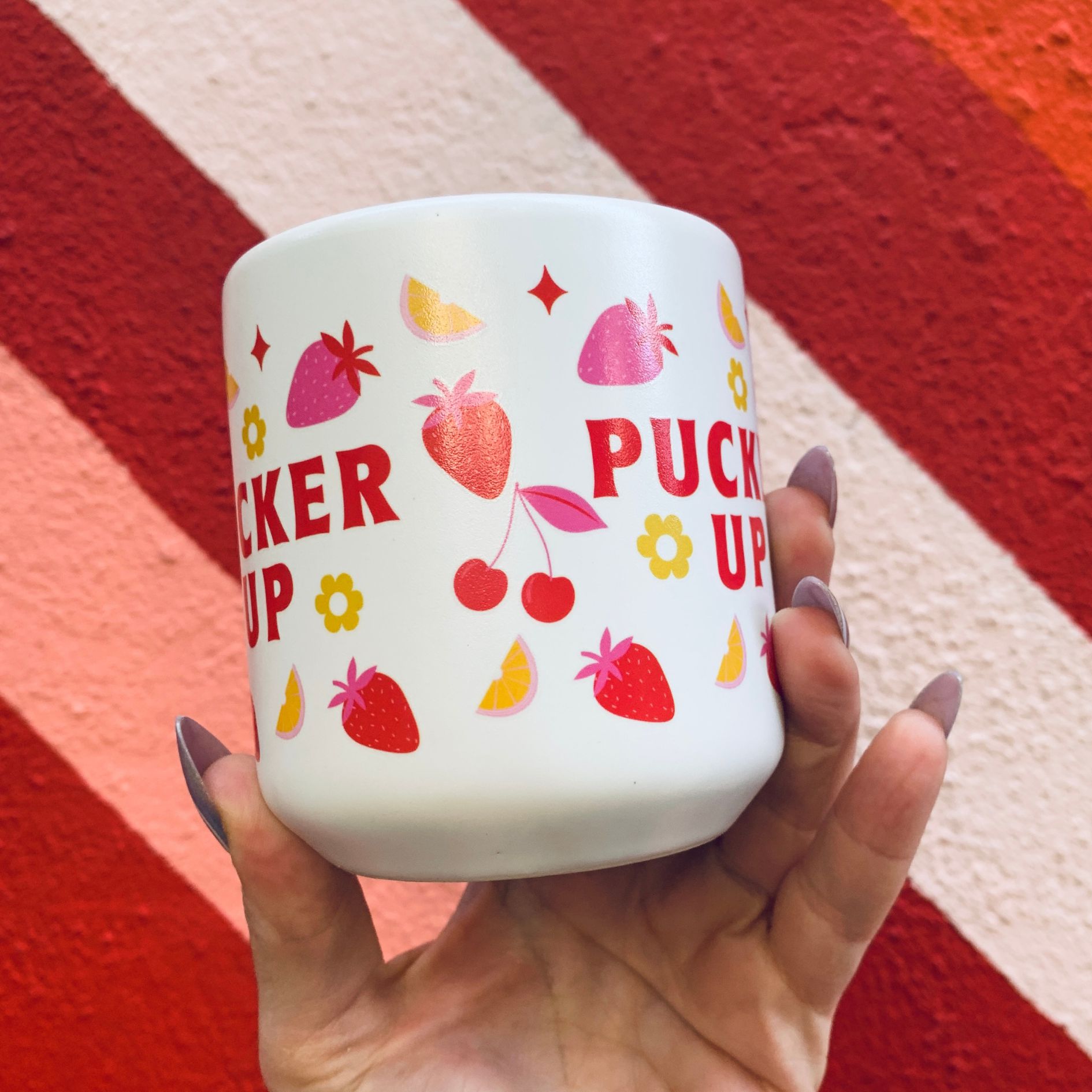 Valentine's Pucker Up Heart Shaped Handle Mug | Stoneware Tea Coffee Cup | 12oz