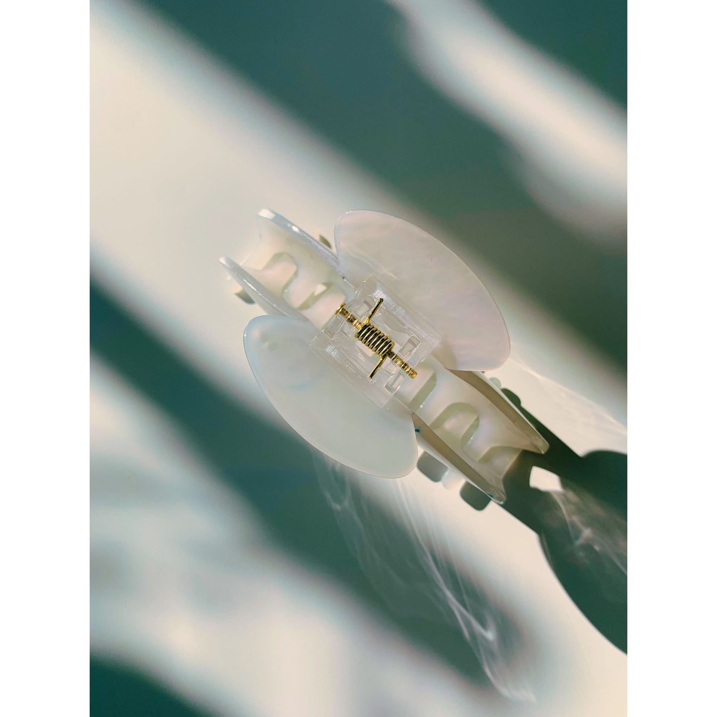 Velvet Claws 90s Hair Clip | Blue Joyful Emoji Face | Claw Clip in Velvet Travel Bag