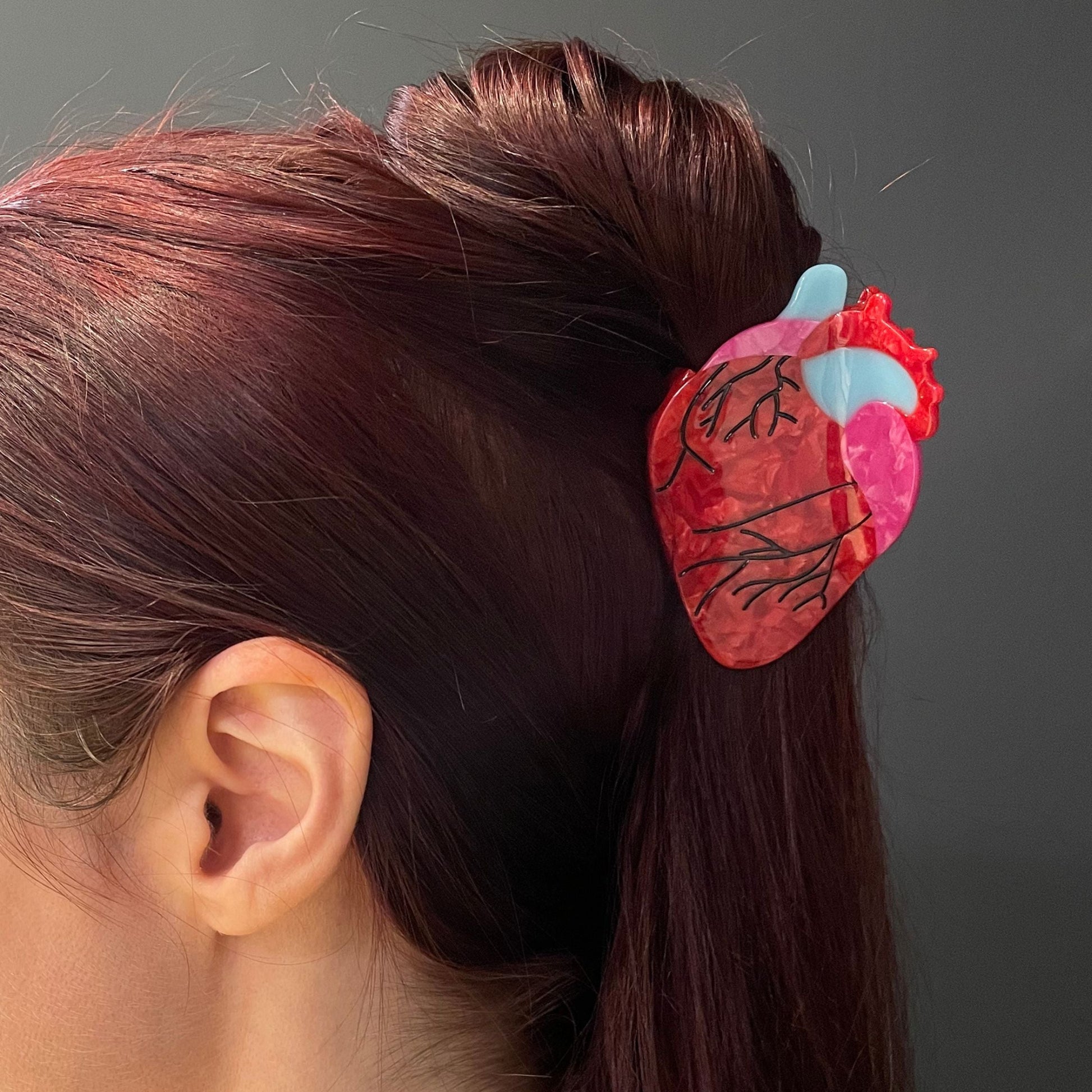 Velvet Claws Anatomical Heart Hair Clip | Red Heart Shaped Claw Clip in Velvet Travel Bag