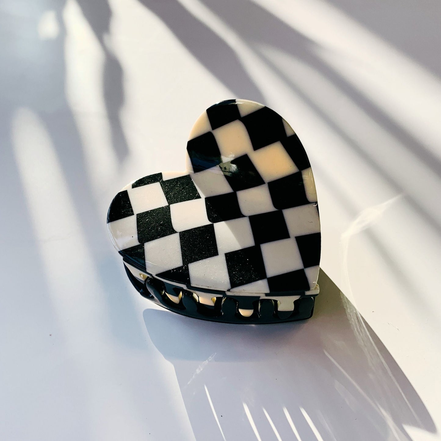 Velvet Claws Checkered Heart Hair Clip | Claw Clip in Velvet Travel Bag