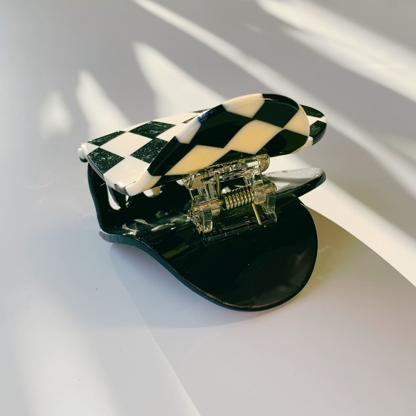 Velvet Claws Checkered Heart Hair Clip | Claw Clip in Velvet Travel Bag