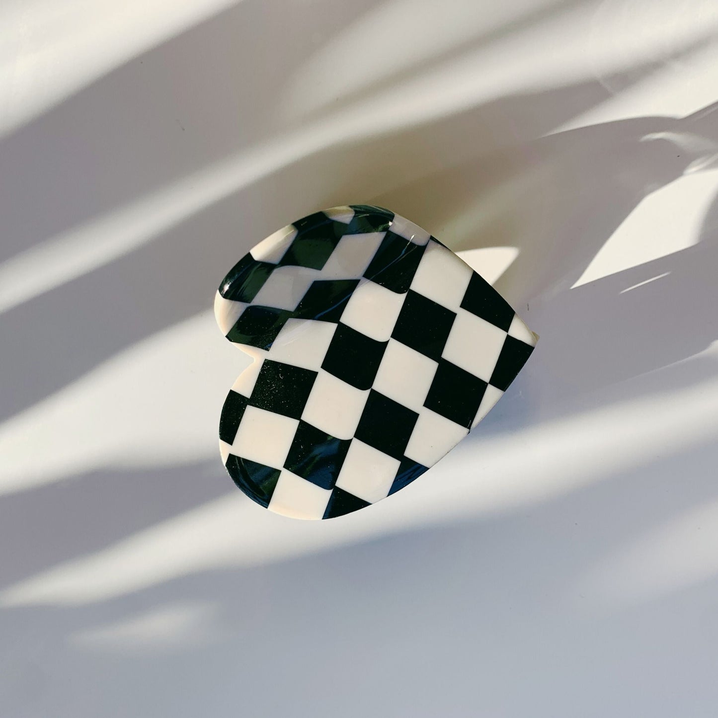 Velvet Claws Checkered Heart Hair Clip | Claw Clip in Velvet Travel Bag