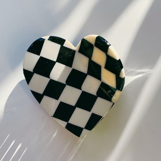 Velvet Claws Checkered Heart Hair Clip | Claw Clip in Velvet Travel Bag