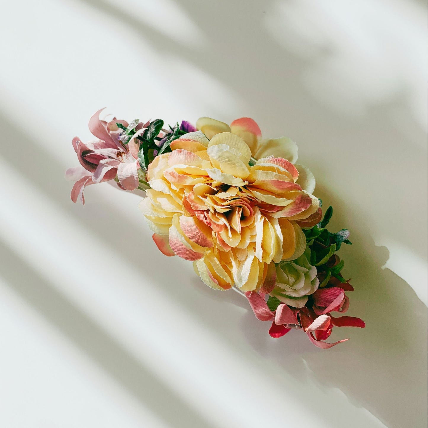 Velvet Claws Floral Hair Clip | Dappled Yellow Bouquet | Claw Clip in Velvet Travel Bag