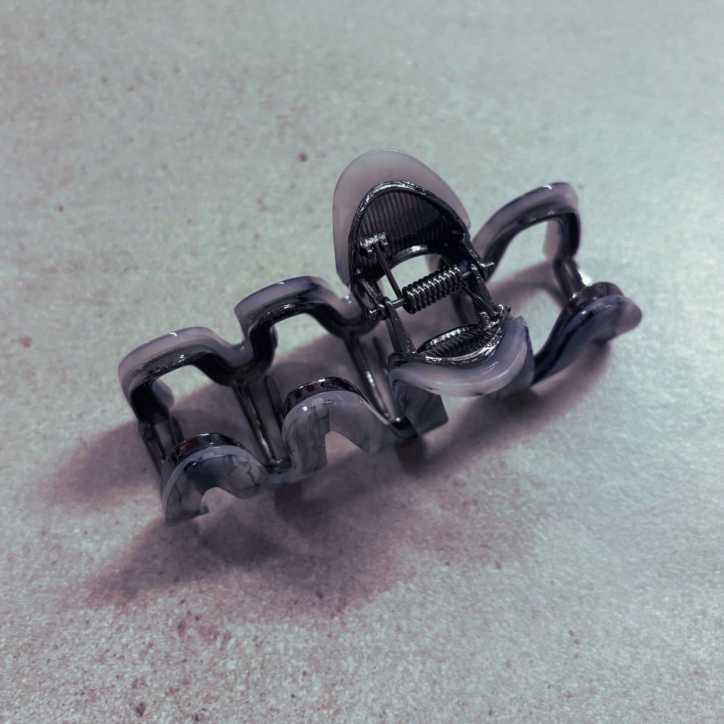 Velvet Claws Hair Clip | '80s Squiggle in Professional Marble | Claw Clip in Velvet Travel Bag