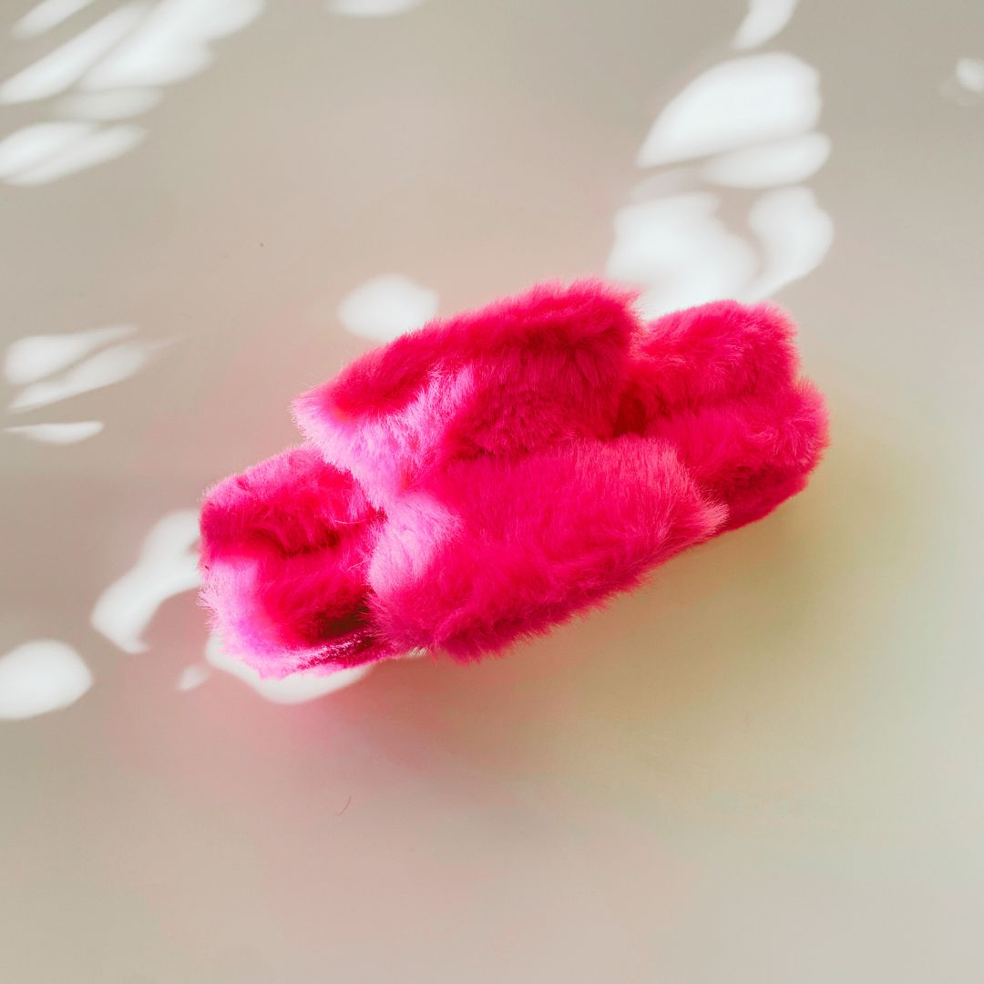 Velvet Claws Hair Clip | Rectangle Plush in Faux Fur Fuchsia | Claw Clip in Velvet Travel Bag